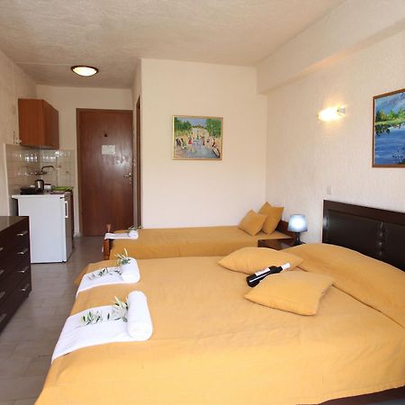 Elounda Olive Garden Apts & Studios Экстерьер фото
